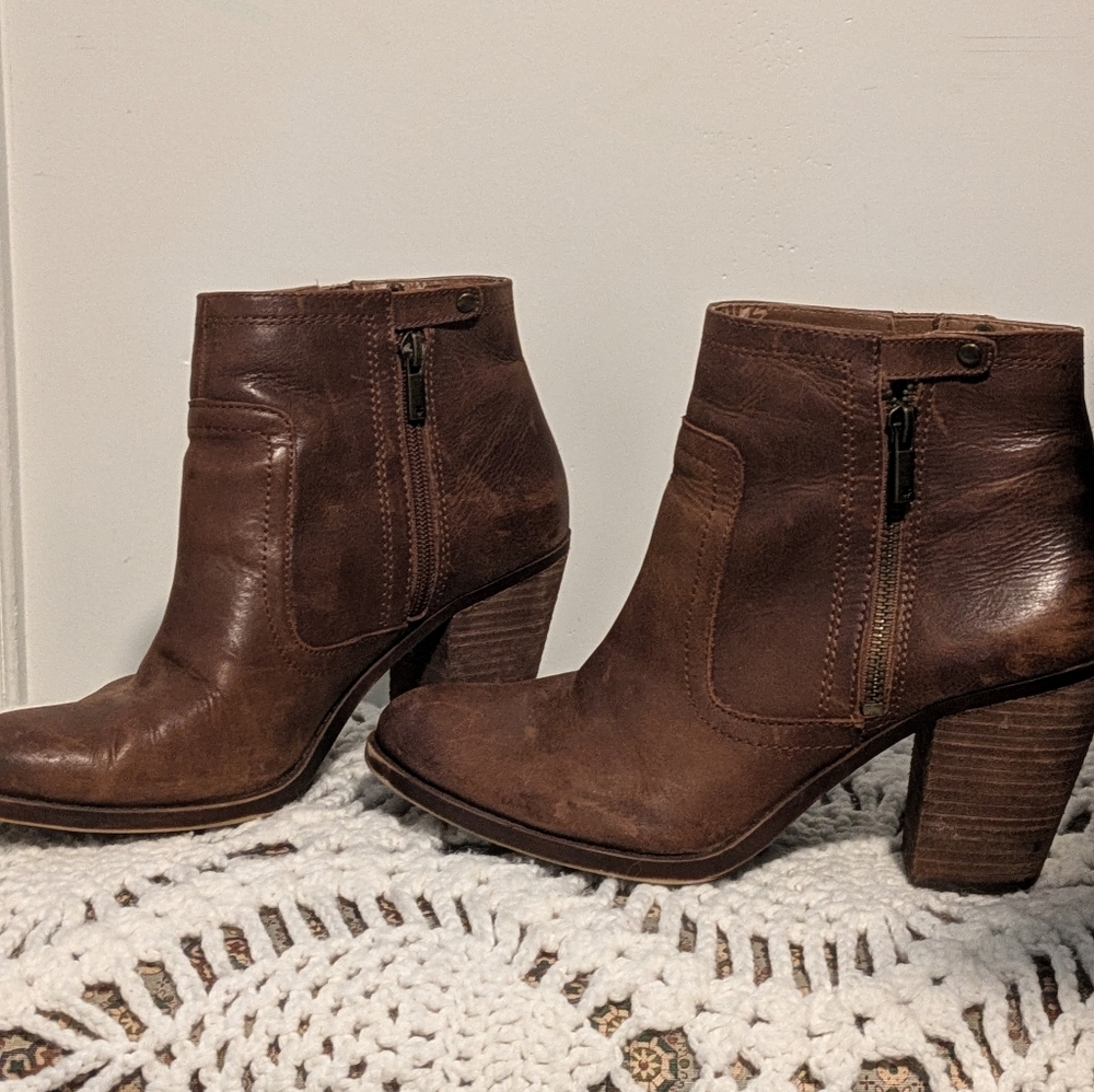 Lucky Brand Brown Leather Ankle Boots